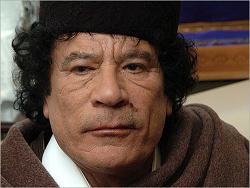 الرئيس الليبي معمر القذافي