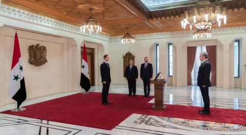 وزير الدفاع يؤدي اليمين أمام الأسد 