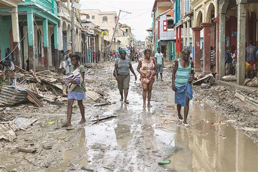 تشرد ودمار في مدينة جريمي في هايتي التي طالتها اكبر نسبة من الدمار جراء اعصار «ماثيو» (أ ف ب)