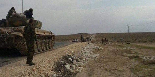 الجيش العربي السوري يشرف علی نهر الفرات
