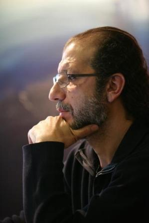 الفنان ياسر حمود